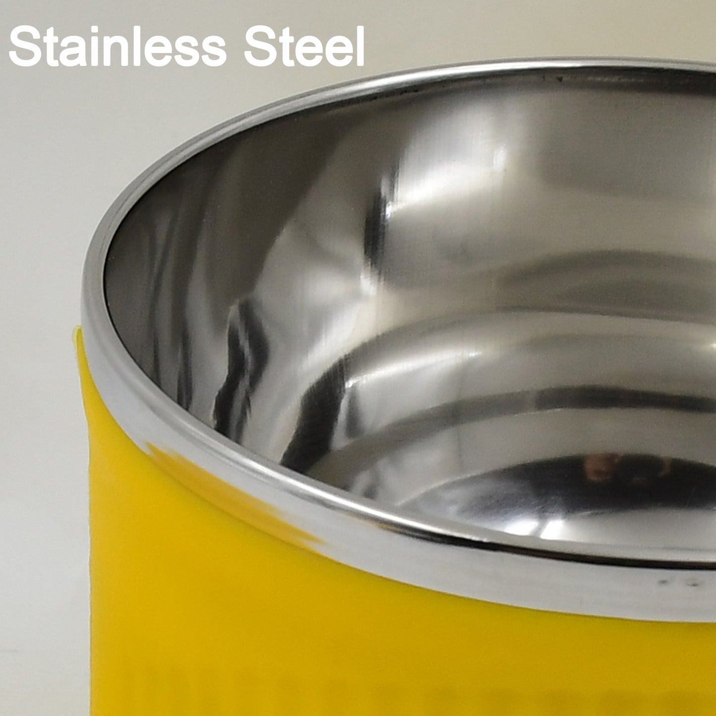 bowl with lid and handle for soups and cereals 240 gm