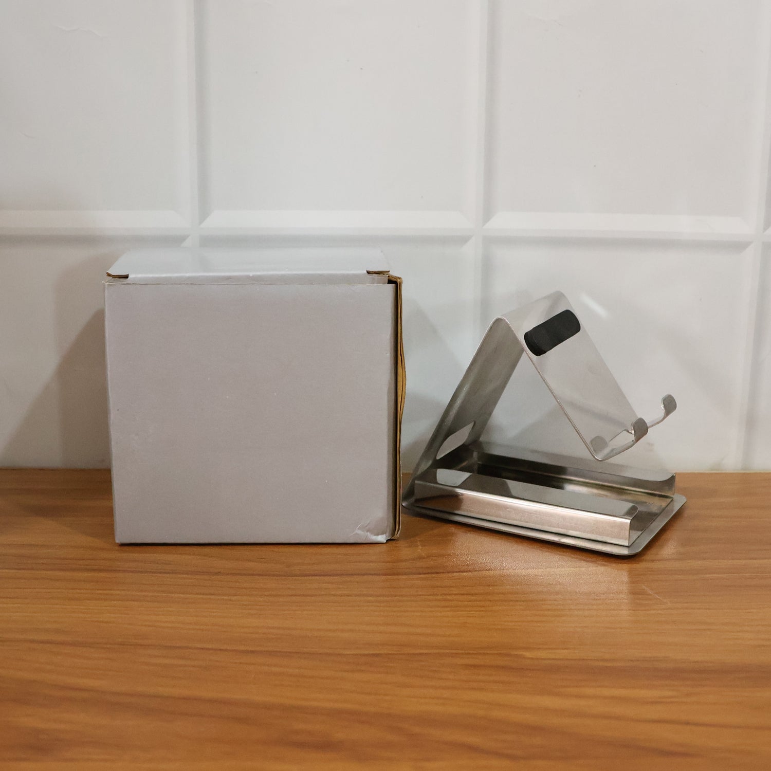 compact small desktop mobile phone stand holder pack of 1