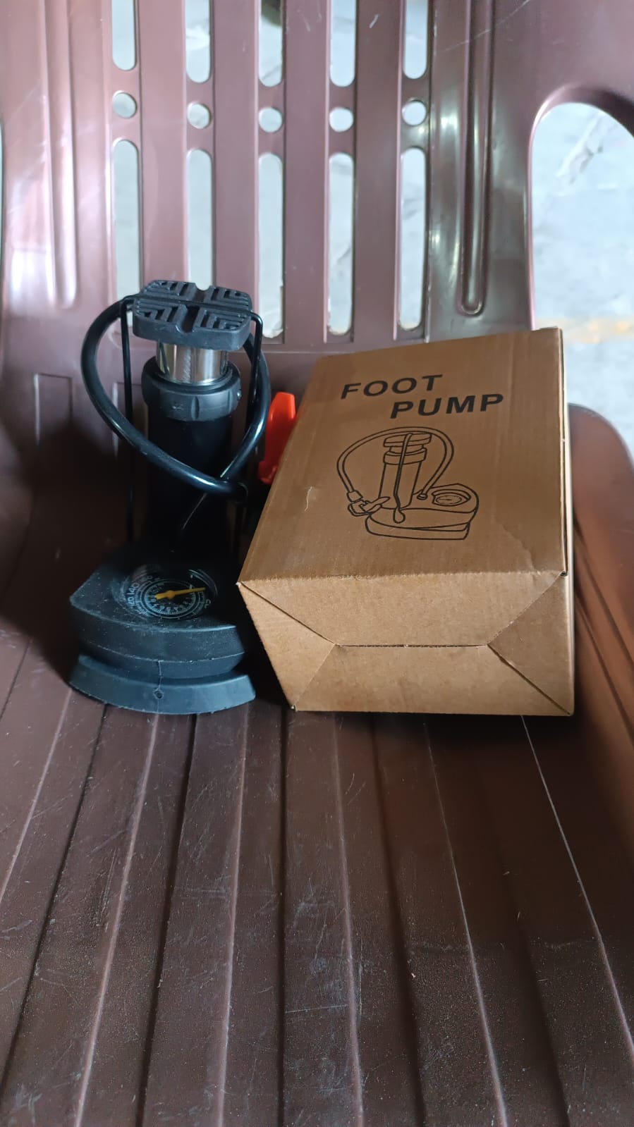 aluminium and iron portable mini bike pump with pressure gauge pack of 1