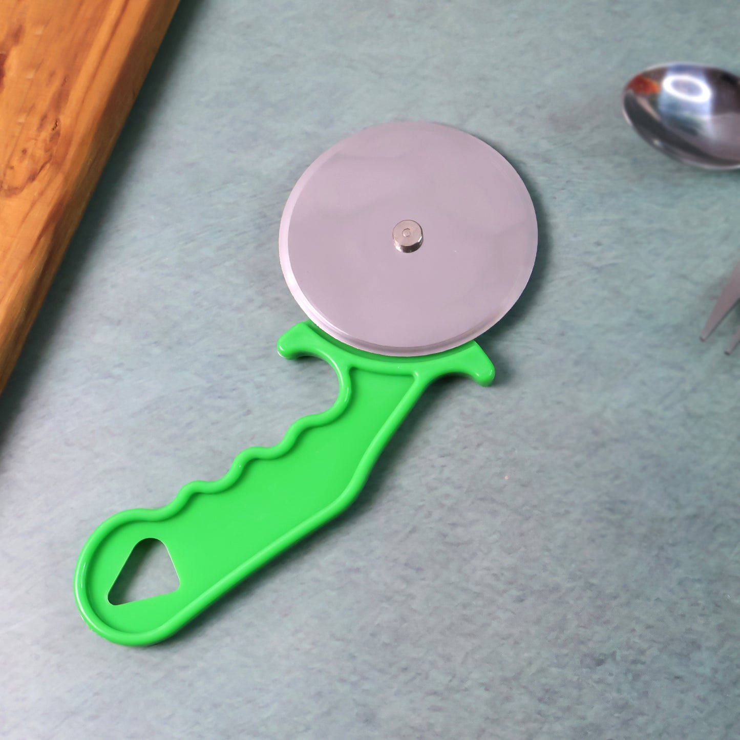 stainless steel pizza cutter kitchen tool