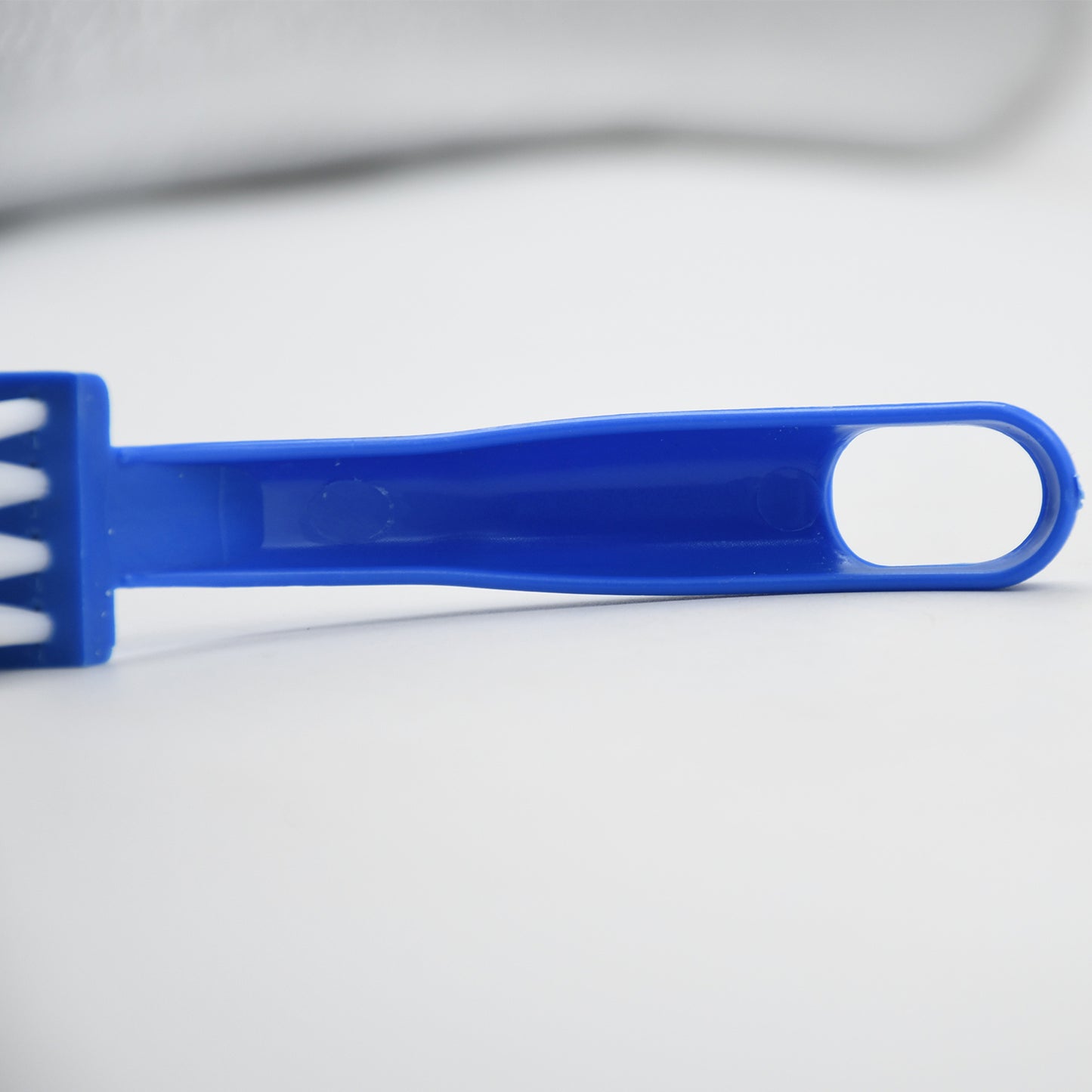 multi-purpose kitchen cleaning brushes 17 cm with pp handle and nylon bristles pack of 3