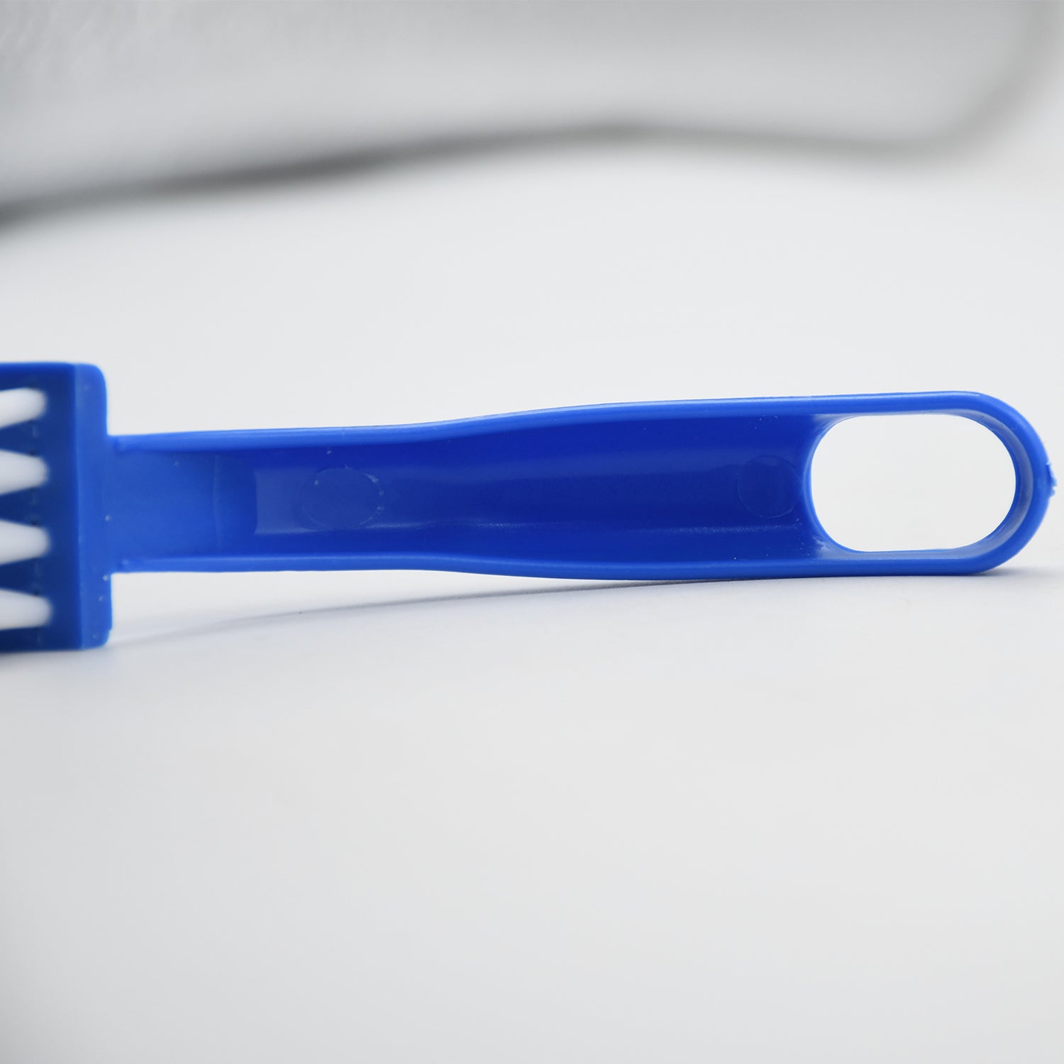 multi-purpose kitchen cleaning brushes 17 cm with pp handle and nylon bristles pack of 3