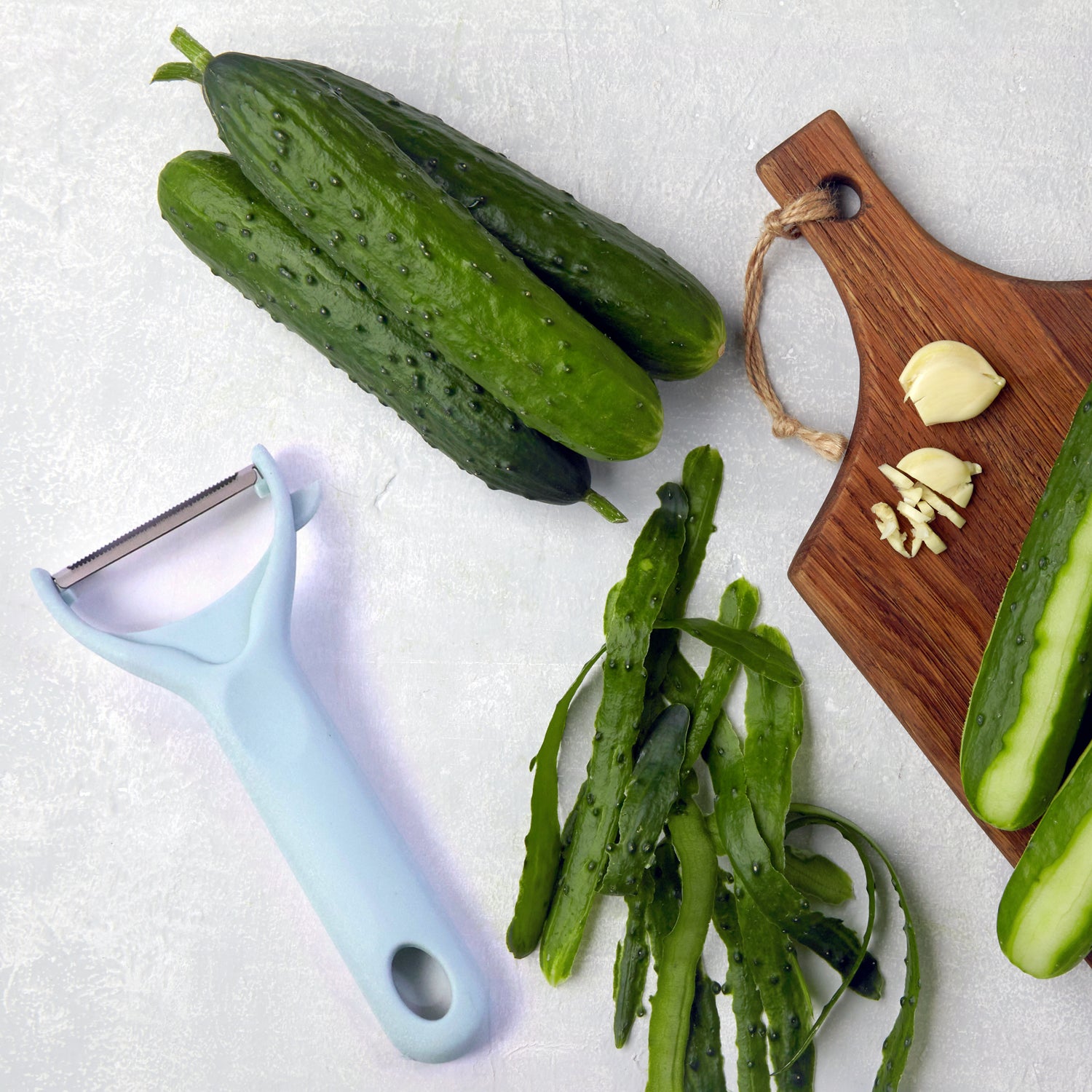 3 in 1 kitchen knife and chopping board set compact design