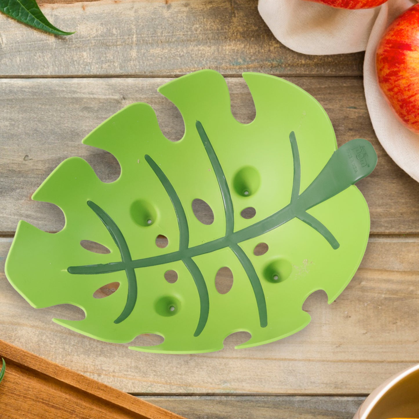 leaf-shaped plastic fruit basket pack of 1