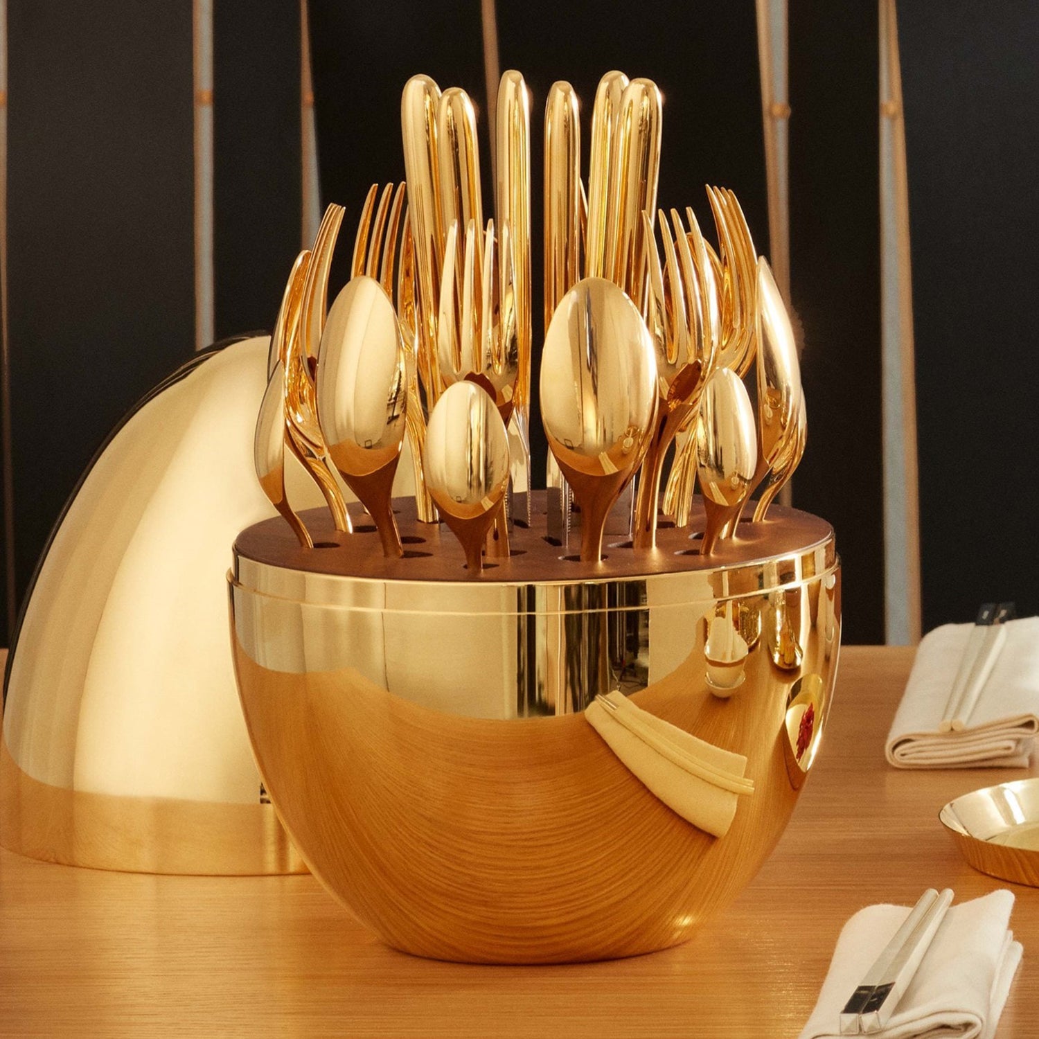 cutlery set 24 pcs with oval shaped stand stainless steel
