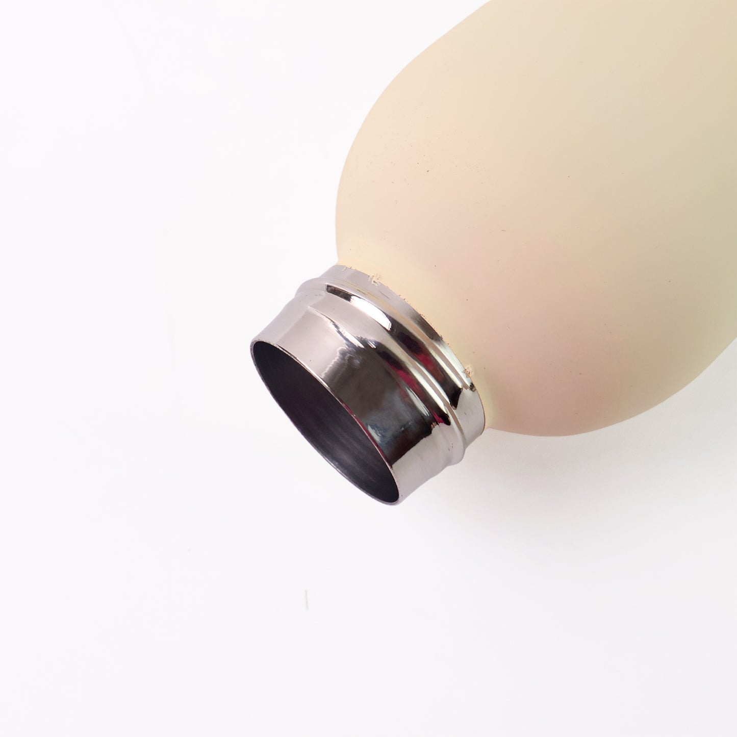 Stainless Steel Double Wall Vacuum-insulated Drink Water Bottle (Mix Color  500 Ml Approx)