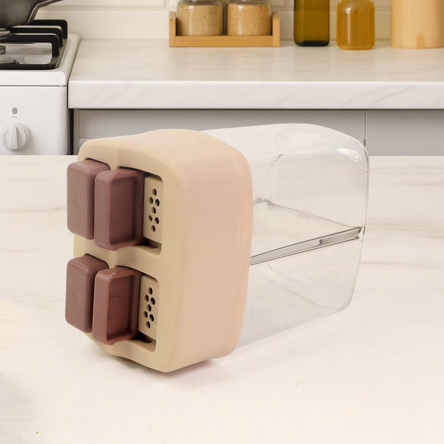 2-in-1 salt and pepper dispenser plastic container