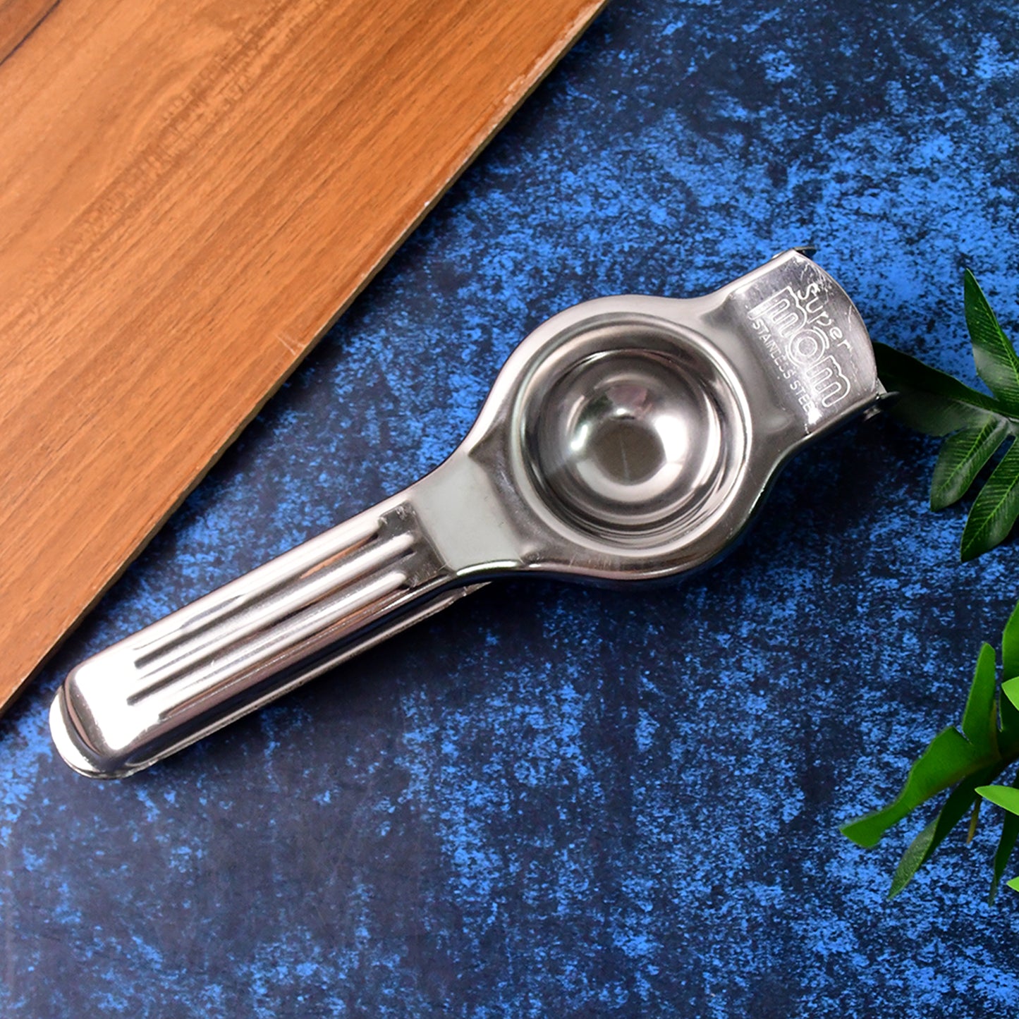 2-in-1 stainless steel lemon squeezer with bottle opener kitchen tool