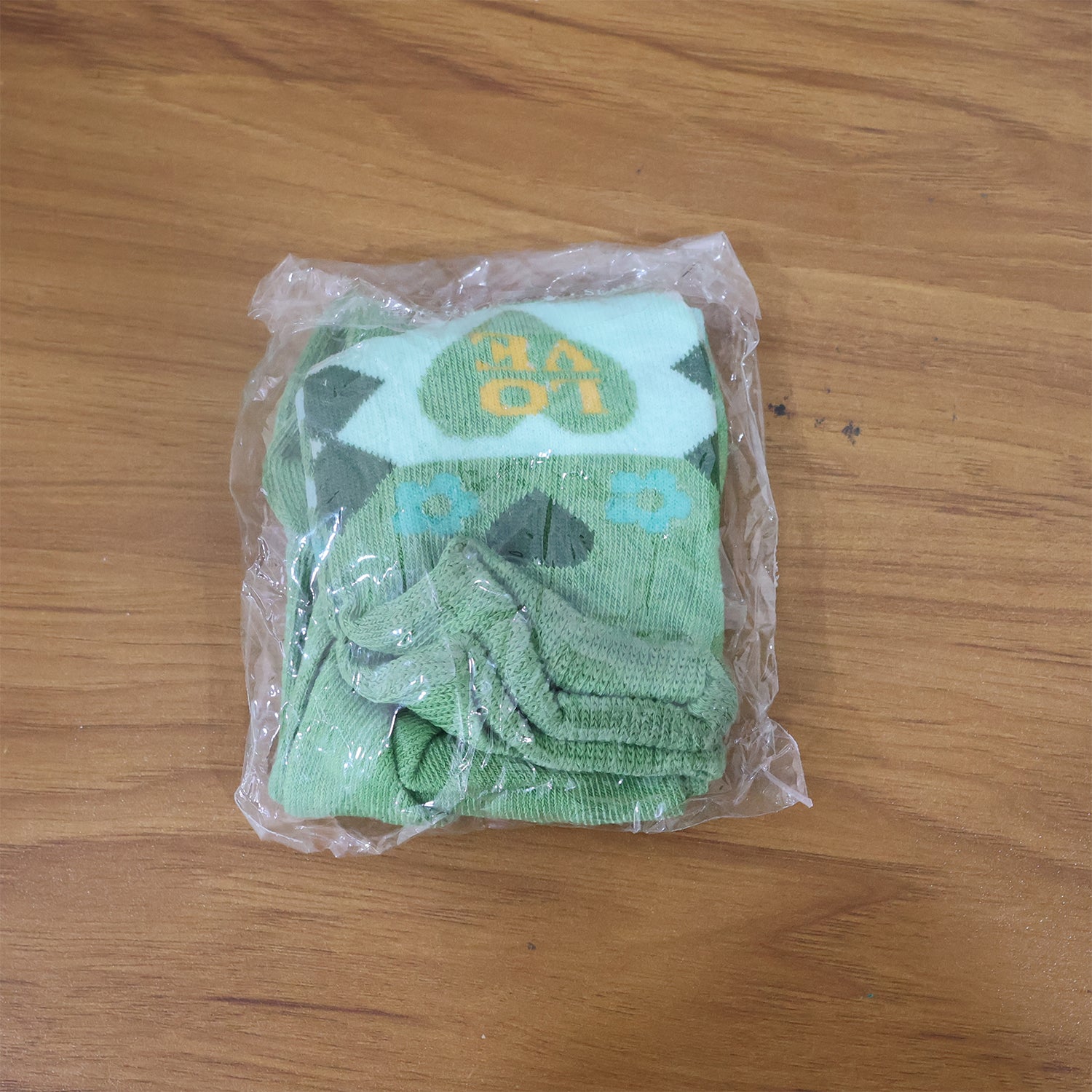 cotton socks green heart floral design 1 pair