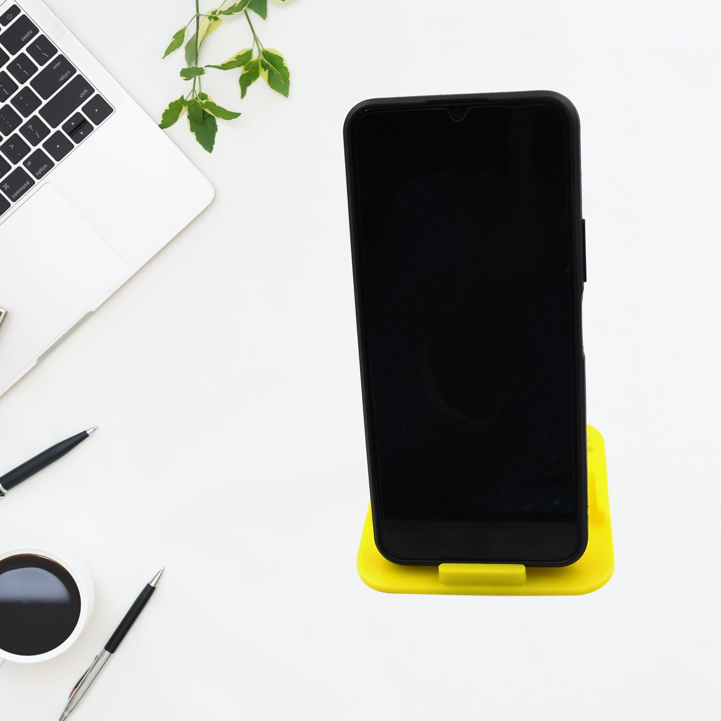 plastic portable four-sided pyramid mobile holder stand for car dashboard pack of 1