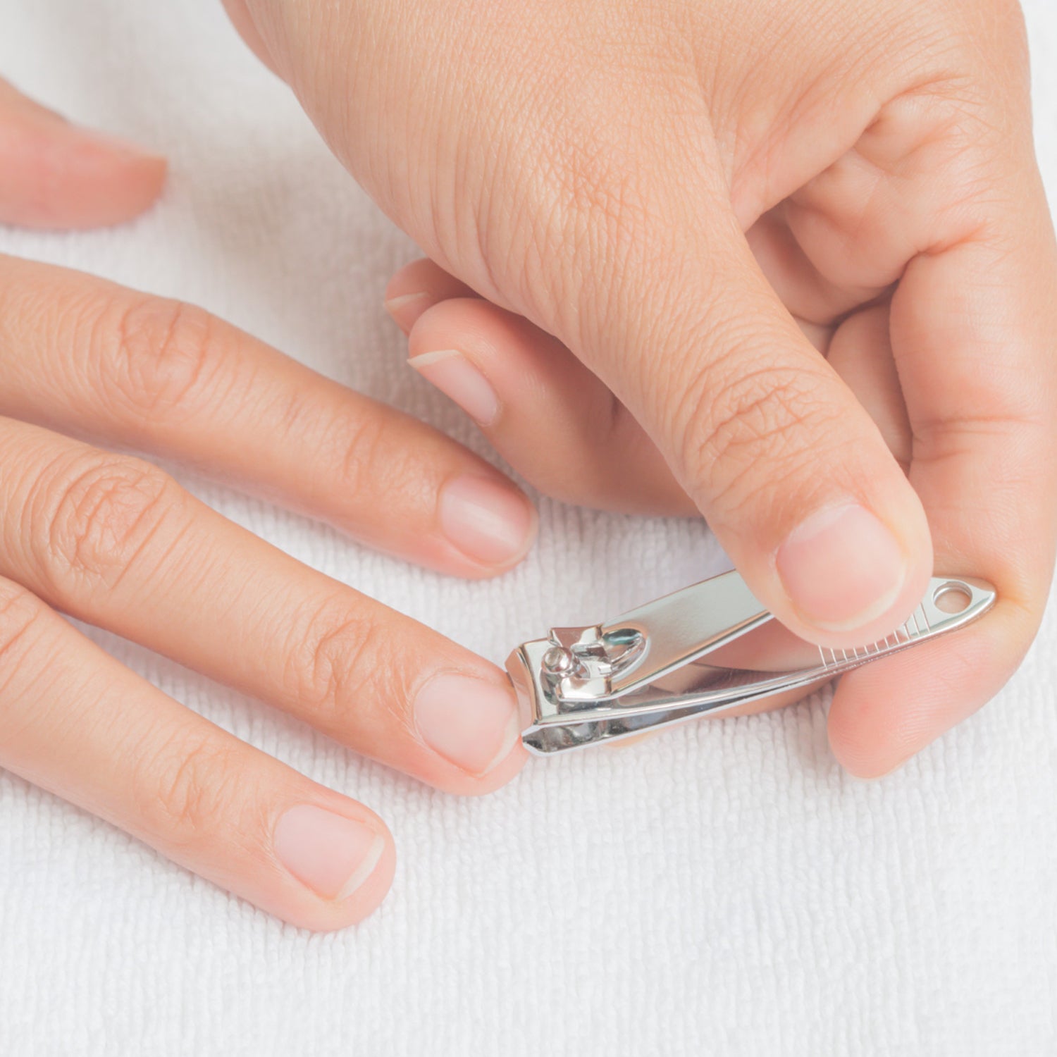 compact multi-tool manicure and pedicure grooming kit 15 cm x 10 cm x 3 cm pack of 1