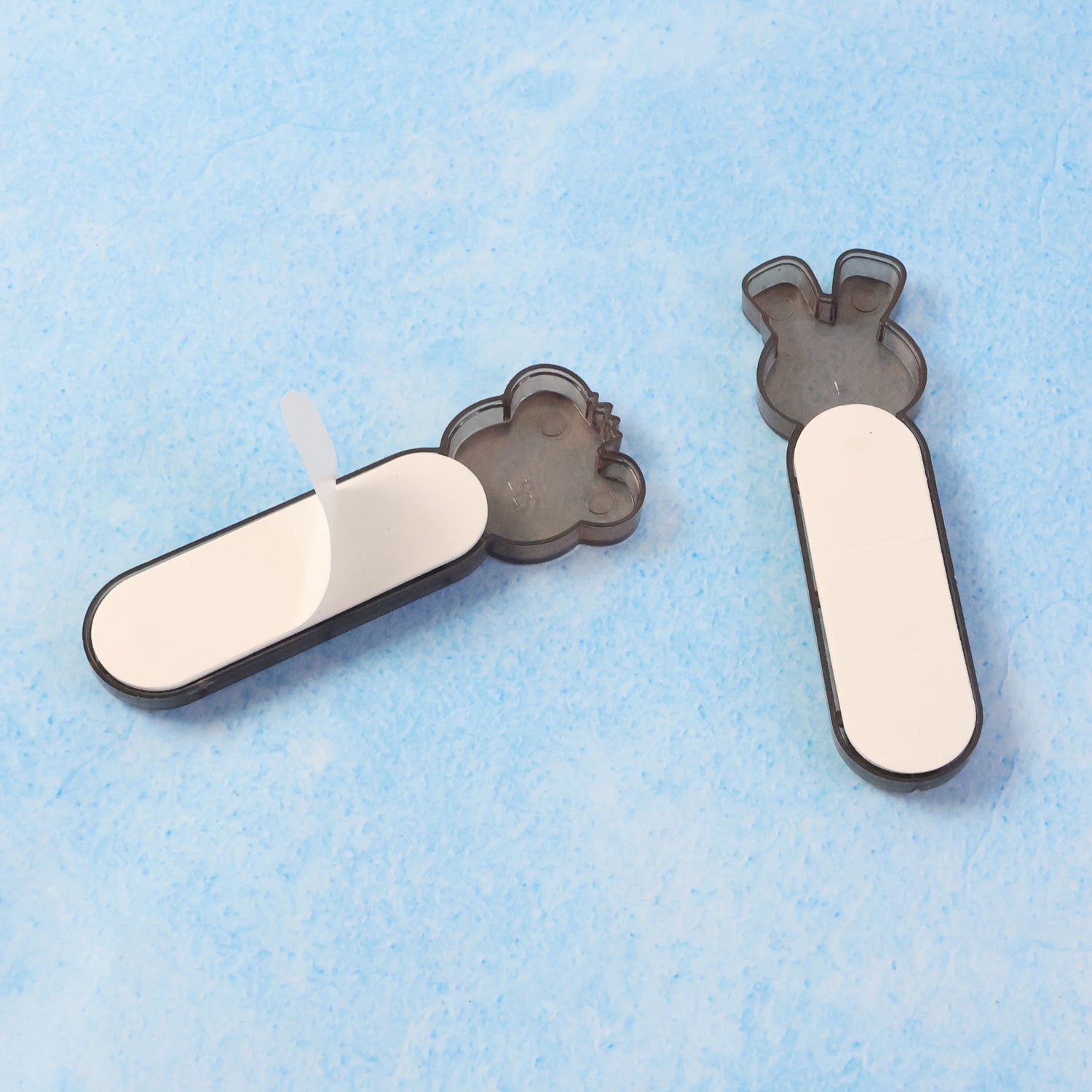 self stick push pull helper pack of 2 for cabinets and drawers